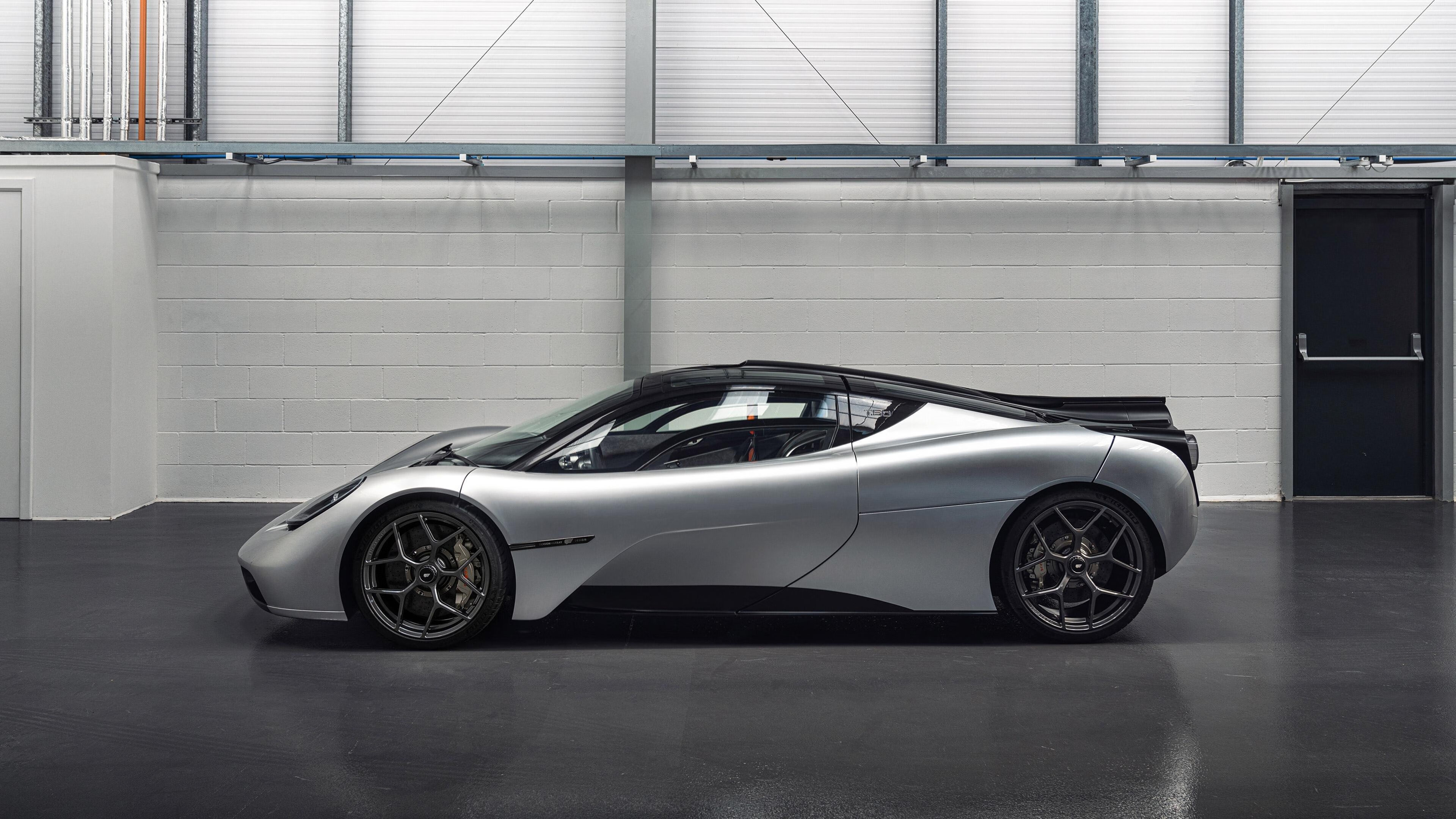 鹈鹕公布赛季旅程日程大图,鹈鹕上赛季球员名单