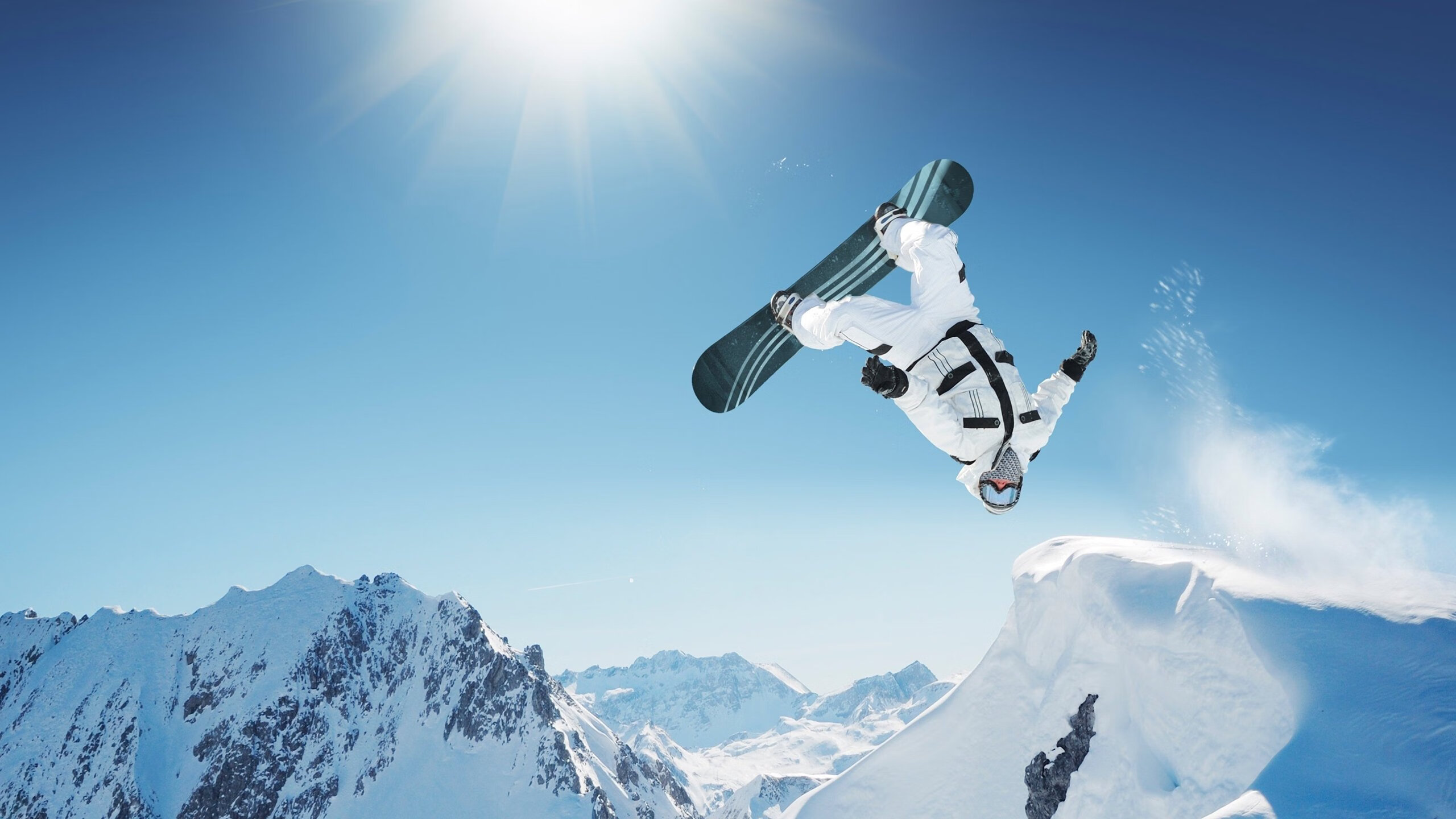 华体会体育官方网址-“校园足球新政策落实，青少年参与热情高涨”，校园足球新规